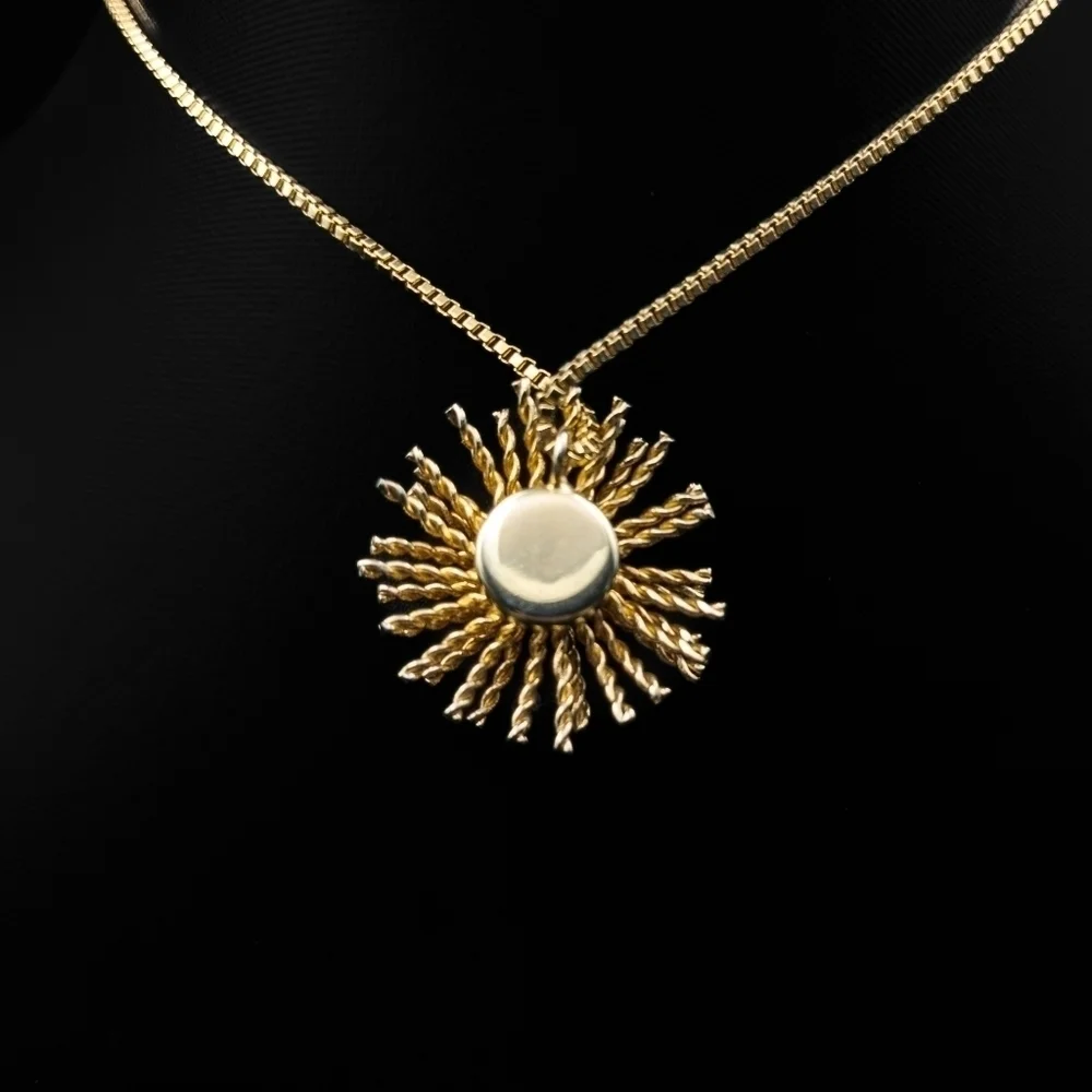 SUN Burst Wire Form Pendant and Chain in Gold Tone - Picture 3 of 5